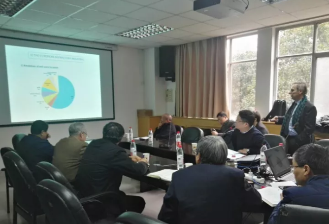 河南省耐火材料行业协会七届八次理事会在郑州召开